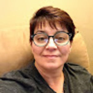 Meet your Posher, Laurie